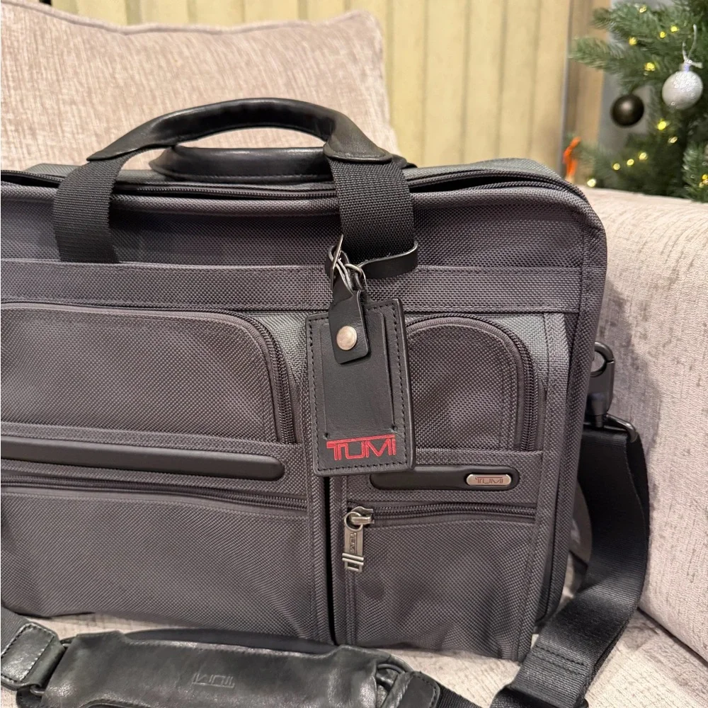 TUMI Charcoal Men's Briefcase/laptop organizer business bag